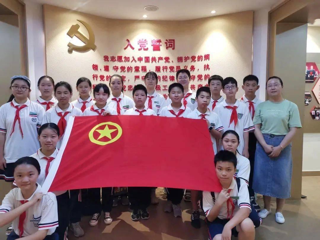 微信小程序增粉攻略：从认知到裂变，快速吸引粉丝的综合指南